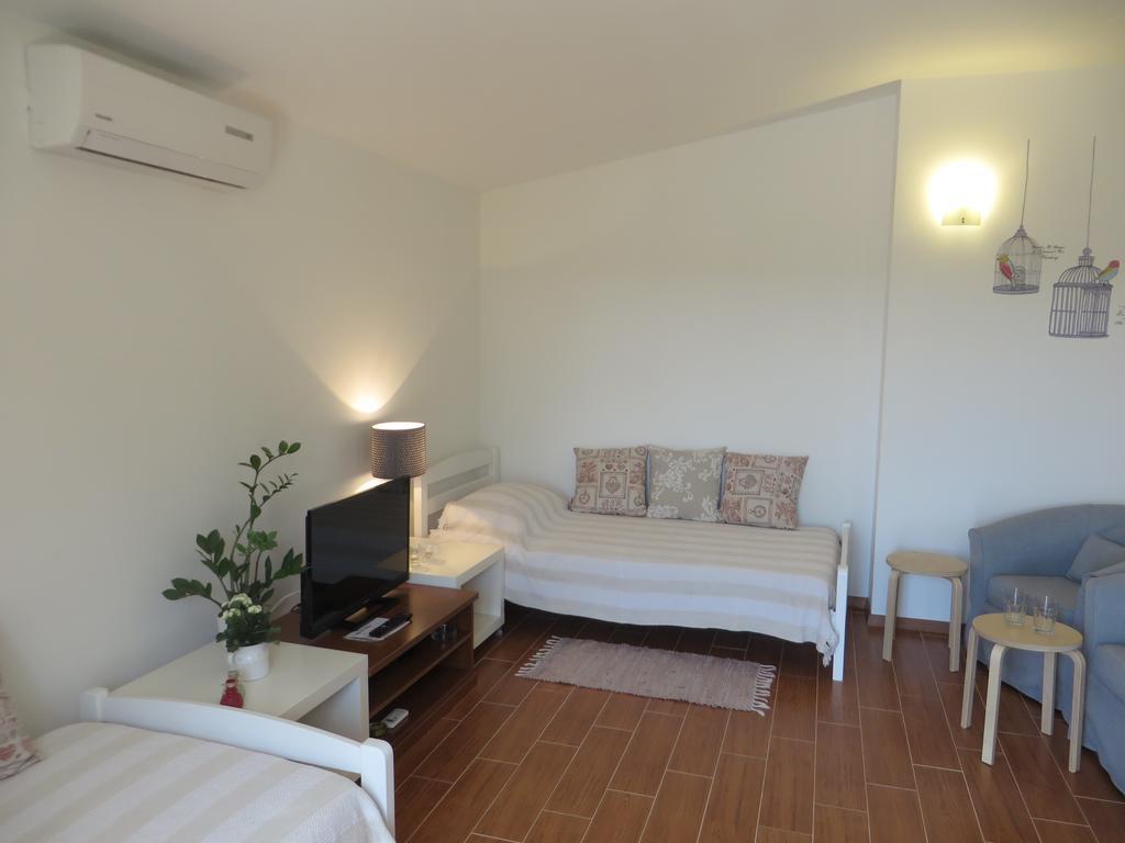 Filipovic Apartments With Pool Biograd Na Moru Dış mekan fotoğraf