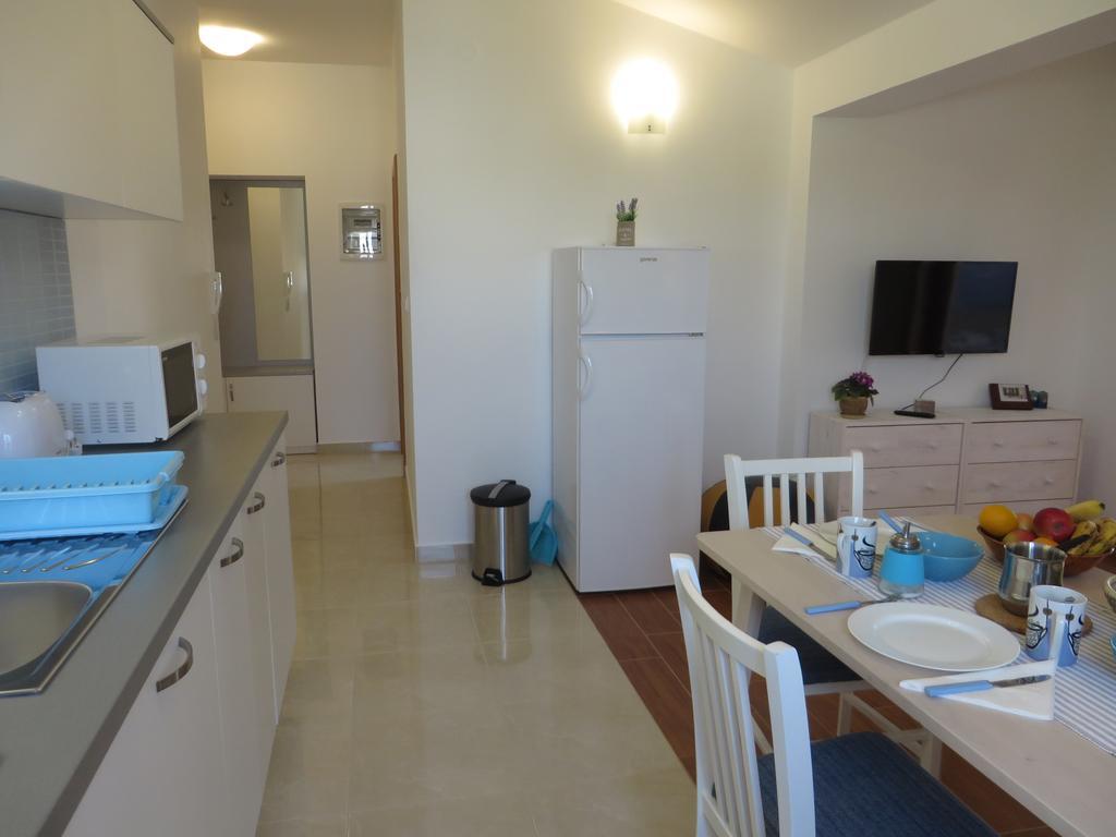 Filipovic Apartments With Pool Biograd Na Moru Dış mekan fotoğraf