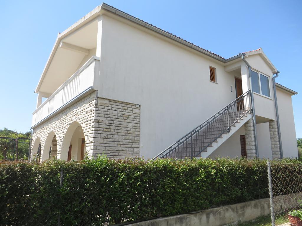 Filipovic Apartments With Pool Biograd Na Moru Dış mekan fotoğraf